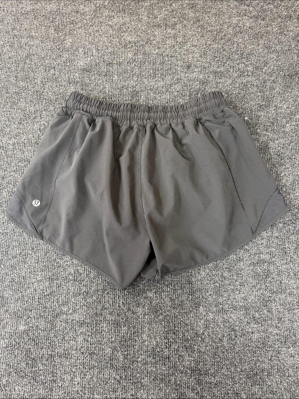 lululemon athletica Women's Black Hottie Hottie Hot 4 inch